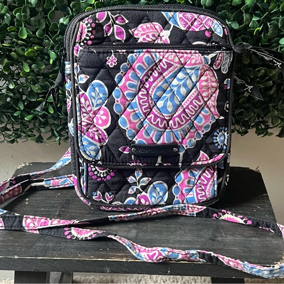 Vera Bradley Handbags - VERA BRADLEY SMALL HIPSTER CROSSBODY